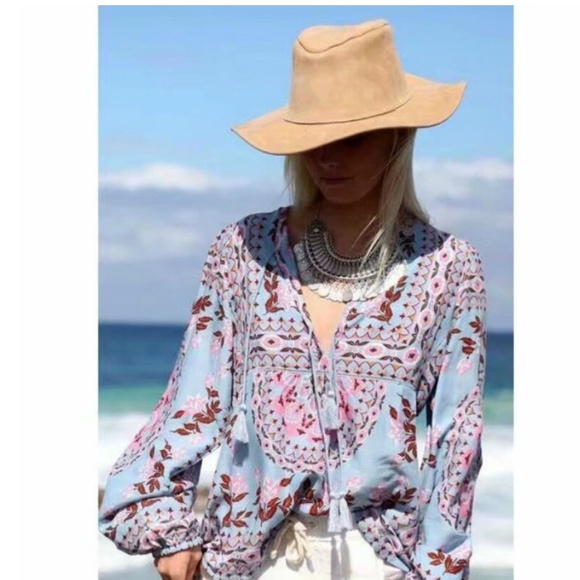 Tops - Boho gypsy lace up floral print blue top